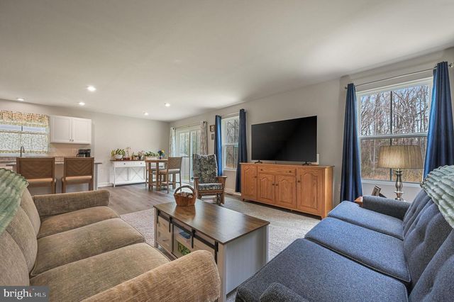 401 ALEZACH DR, Dover, DE 19901