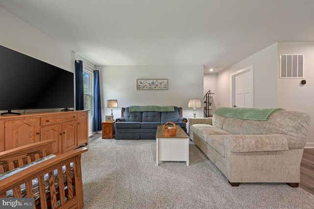 401 ALEZACH DR, Dover, DE 19901