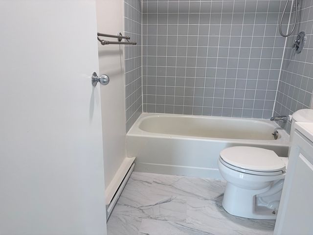 133 Commander Shea Blvd 605, Quincy, MA 02171