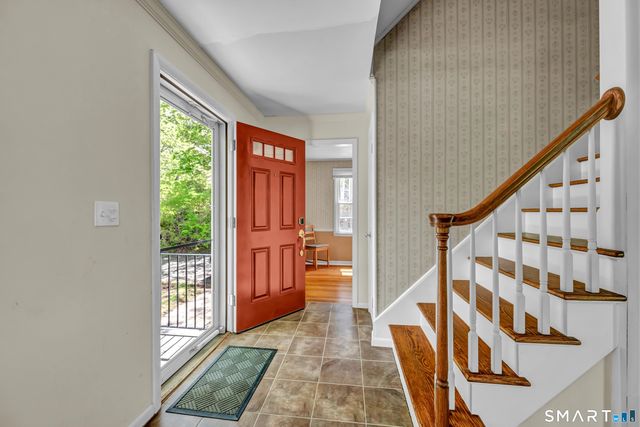 3 Mountain Road, Danbury, CT 06810