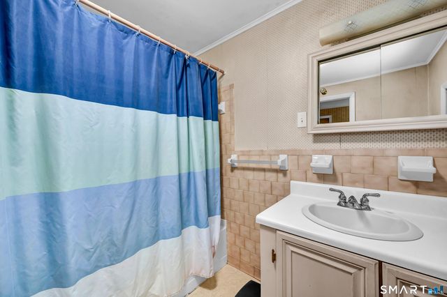 3 Mountain Road, Danbury, CT 06810