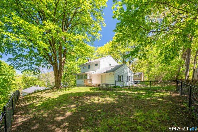 3 Mountain Road, Danbury, CT 06810