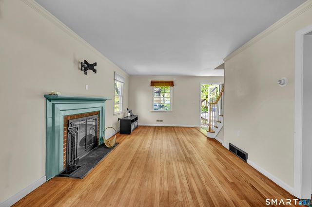 3 Mountain Road, Danbury, CT 06810