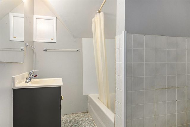 316 Stuart Avenue, Kalamazoo, MI 49007