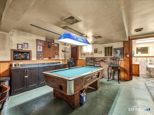 61 Maple Avenue, Wallingford, CT 06492