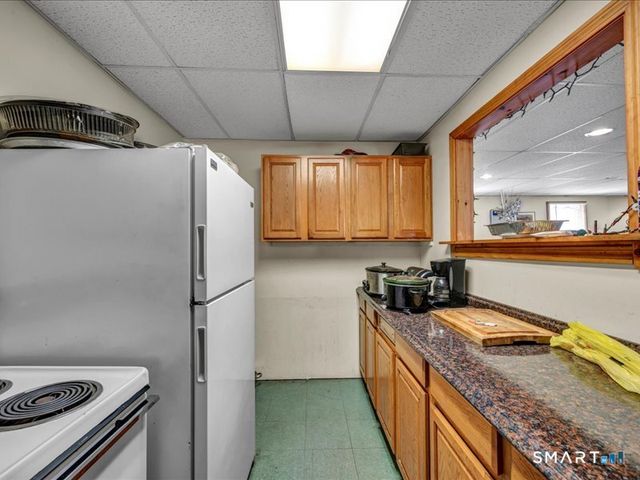 61 Maple Avenue, Wallingford, CT 06492