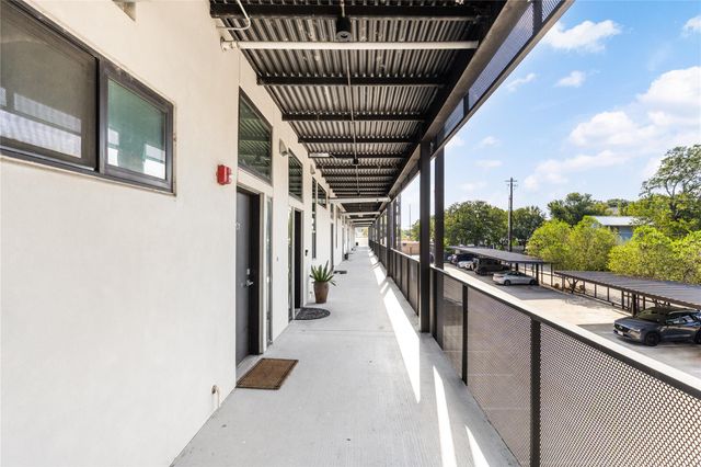 1322 E 12th ST 202, Austin, TX 78702
