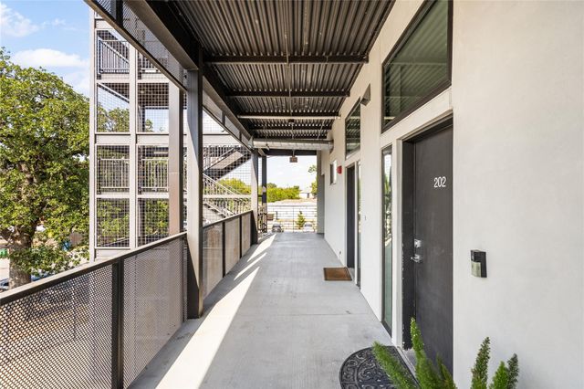 1322 E 12th ST 202, Austin, TX 78702