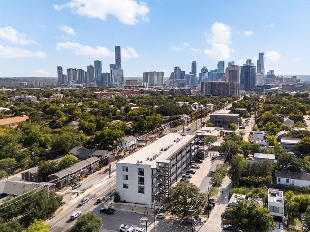 1322 E 12th ST 202, Austin, TX 78702