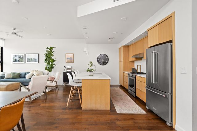 1322 E 12th ST 202, Austin, TX 78702