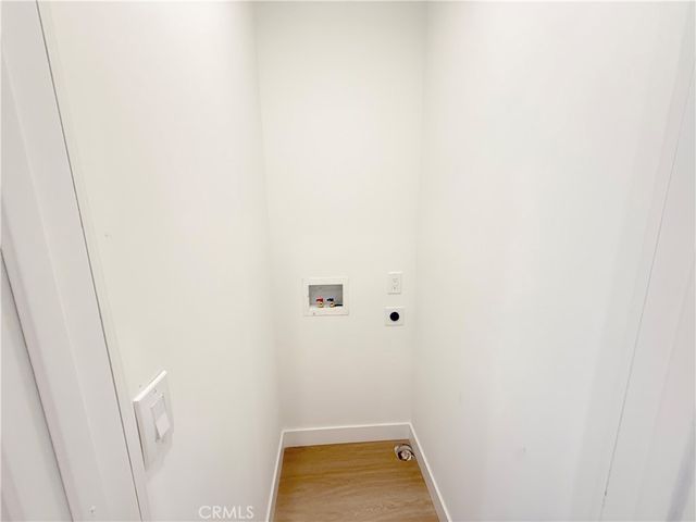 1235 N. Brand Blvd, Glendale, CA 91202