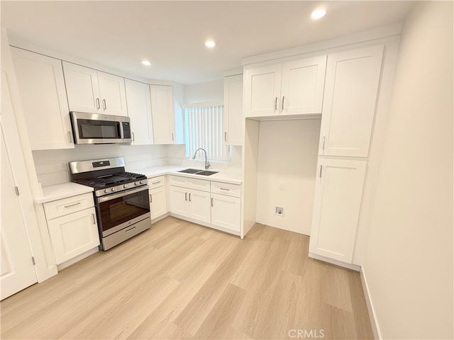 1235 N. Brand Blvd, Glendale, CA 91202