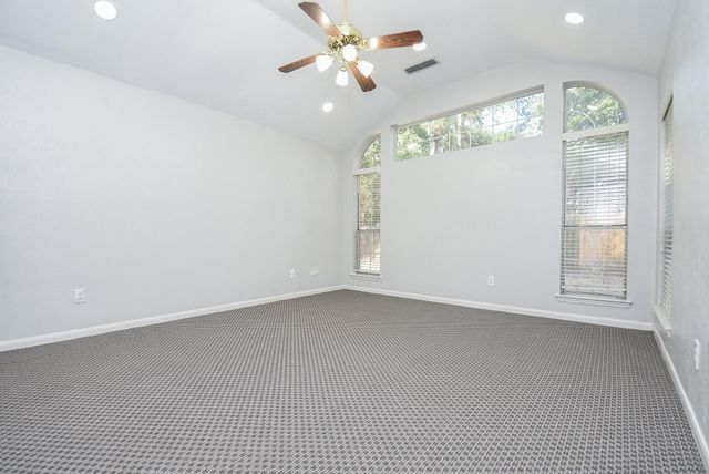 202 W Sterling Pond Circle, The Woodlands, TX 77382