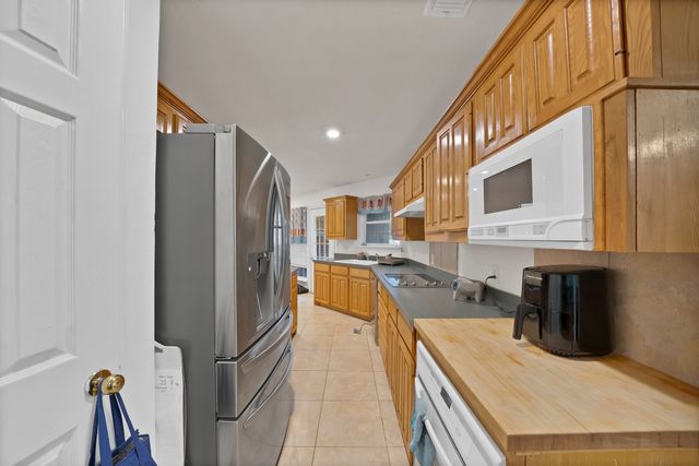 307 Johnson Lane, Red Oak, TX 75154