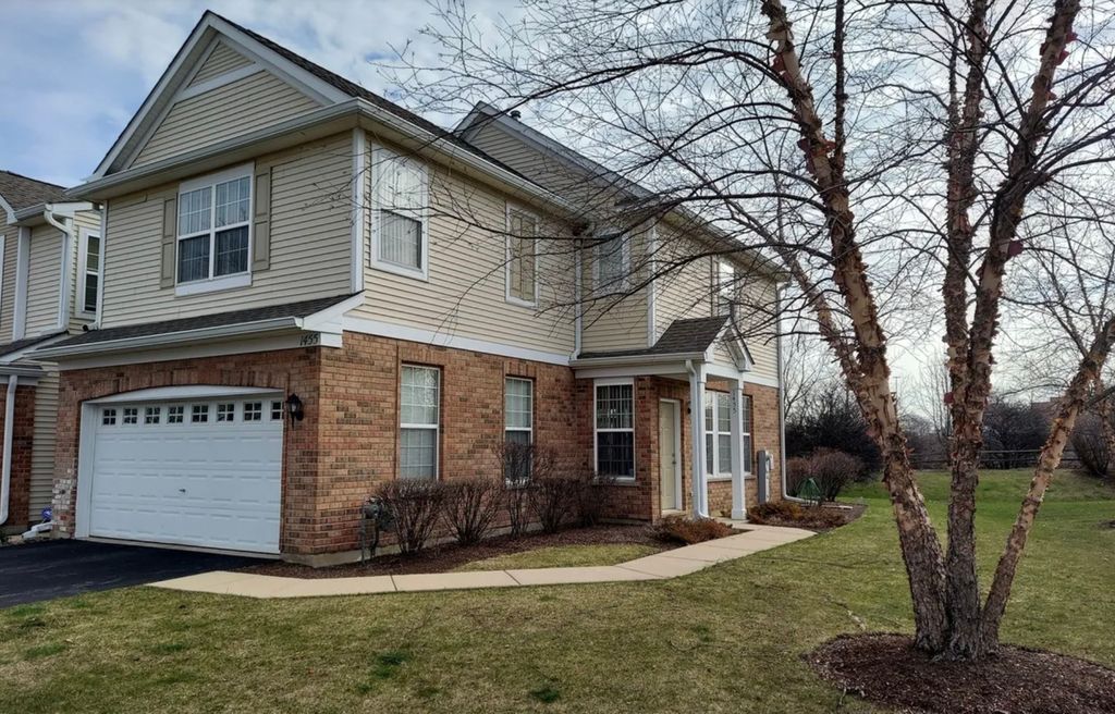 1455 Millbrook Drive, Algonquin, IL 60102