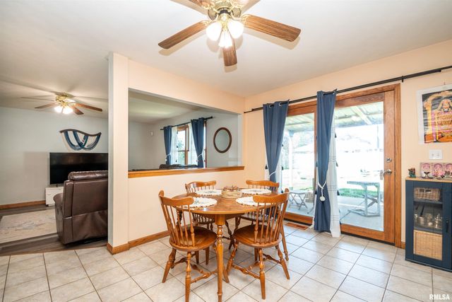 1011 S JOHANSON Road, Peoria, IL 61607