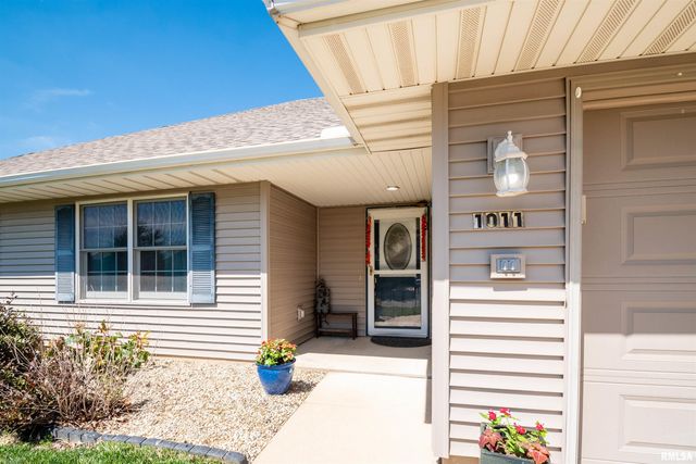 1011 S JOHANSON Road, Peoria, IL 61607
