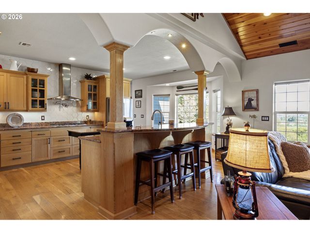 445 MELQUA Rd, Roseburg, OR 97471