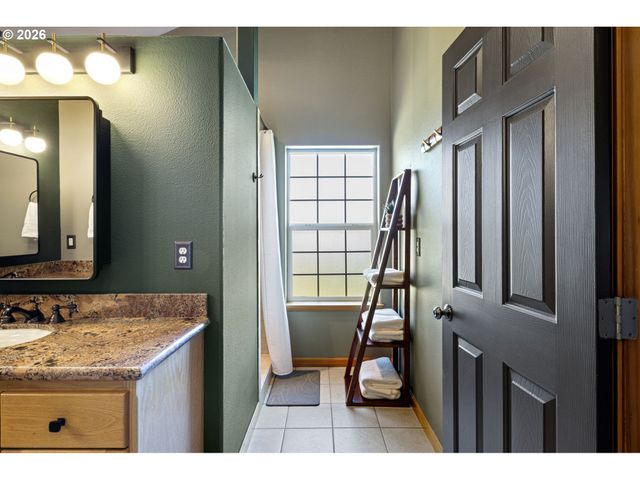 445 MELQUA Rd, Roseburg, OR 97471