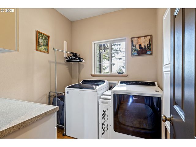 445 MELQUA Rd, Roseburg, OR 97471