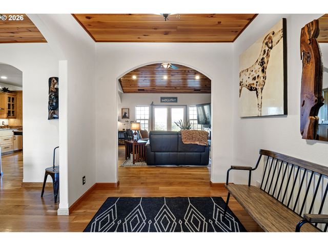 445 MELQUA Rd, Roseburg, OR 97471