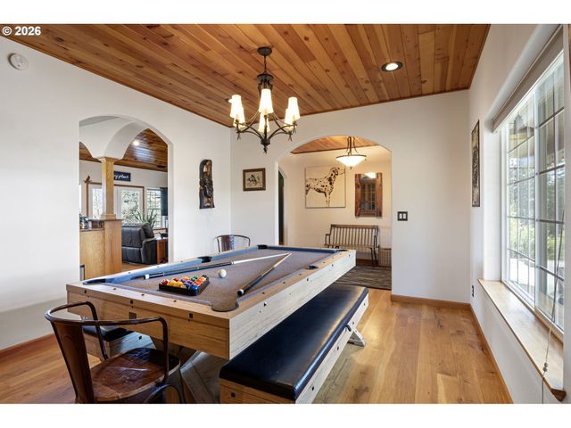 445 MELQUA Rd, Roseburg, OR 97471