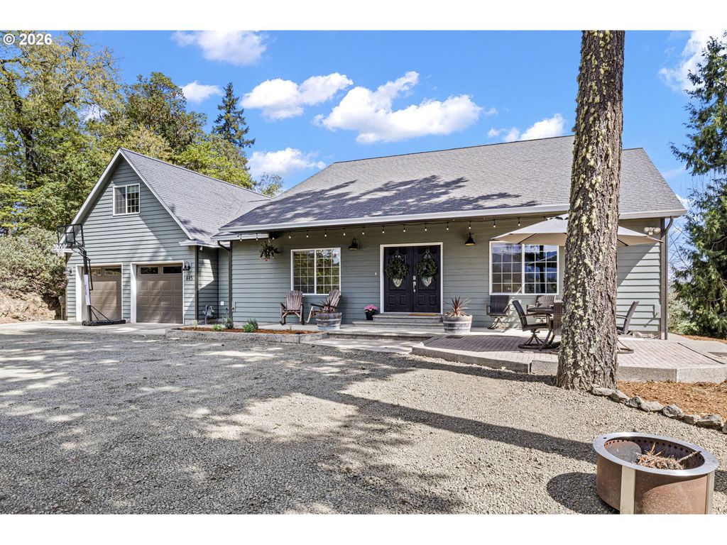 445 MELQUA Rd, Roseburg, OR 97471