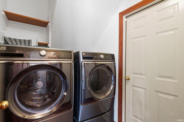 611 River Rock Pass, Fort Wayne, IN 46814