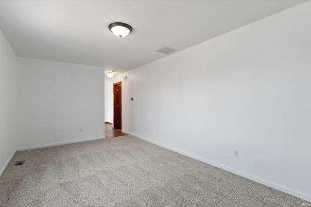 611 River Rock Pass, Fort Wayne, IN 46814