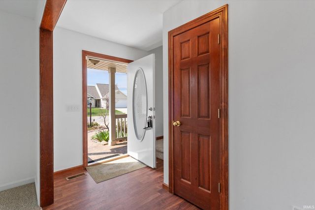 611 River Rock Pass, Fort Wayne, IN 46814