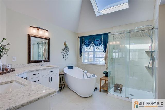 505 Spotswood Gravel Hill Road, Monroe, NJ 08831