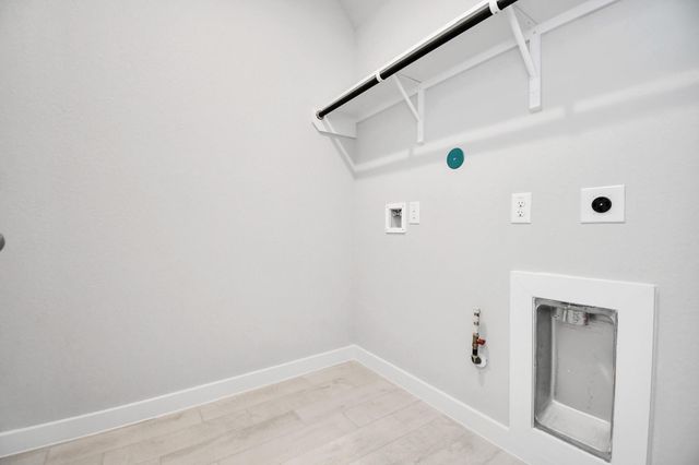 5718 Sandhill Oak Trail, Houston, TX 77066