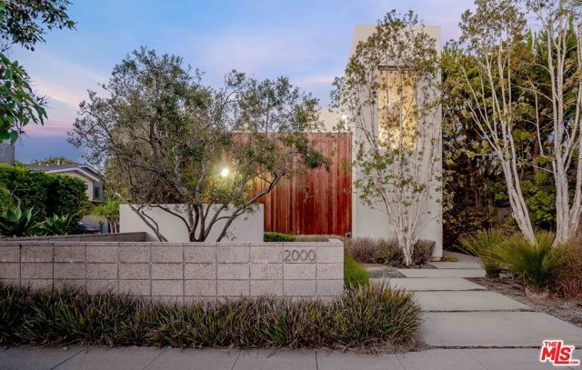 2000 Walnut Avenue, Venice (los Angeles), CA 90291