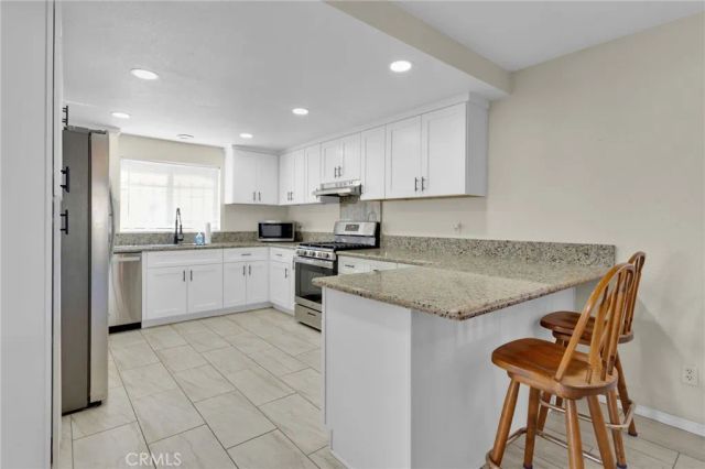 14637 Sequoia, Hesperia, CA 92345