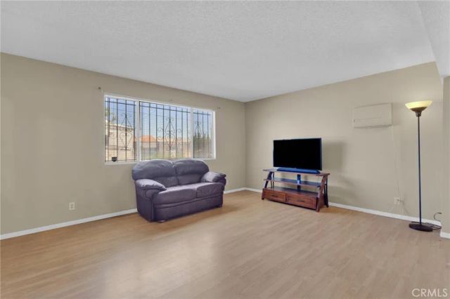 14637 Sequoia, Hesperia, CA 92345