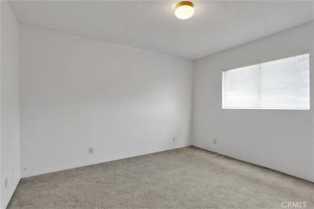 14637 Sequoia, Hesperia, CA 92345