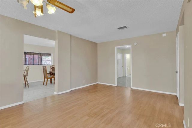 14637 Sequoia, Hesperia, CA 92345