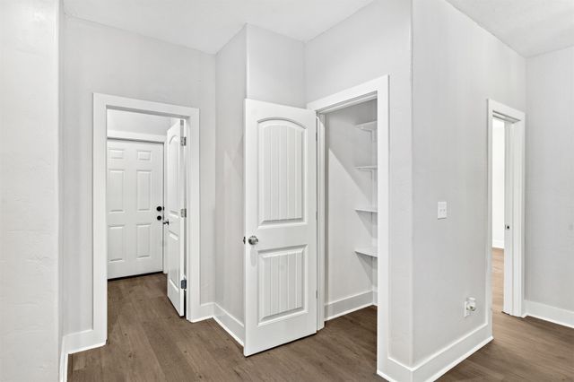 8944 E 3rd Place E, Tulsa, OK 74112