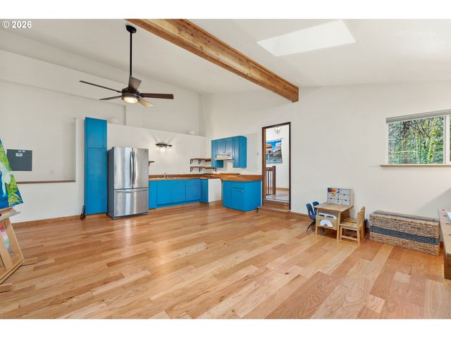 9620 Nw GERMANTOWN Rd, Portland, OR 97231