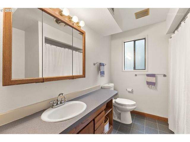 9620 Nw GERMANTOWN Rd, Portland, OR 97231