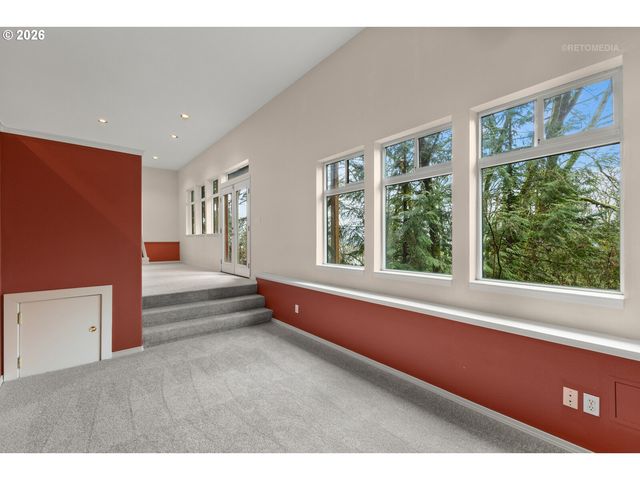 9620 Nw GERMANTOWN Rd, Portland, OR 97231