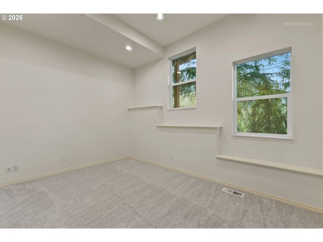 9620 Nw GERMANTOWN Rd, Portland, OR 97231