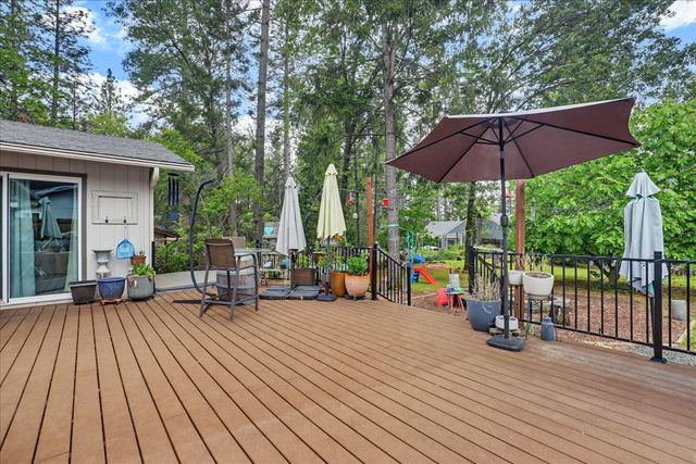 15916 Thiel Way, Grass Valley, CA 95949
