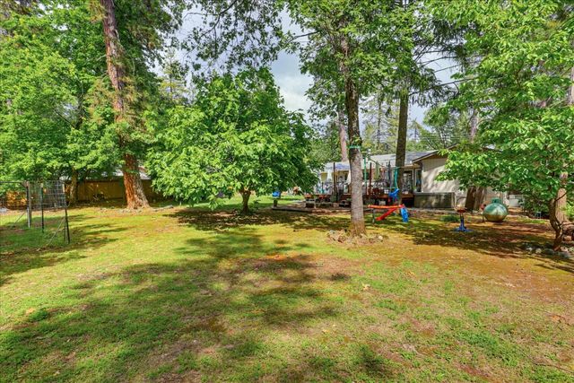 15916 Thiel Way, Grass Valley, CA 95949