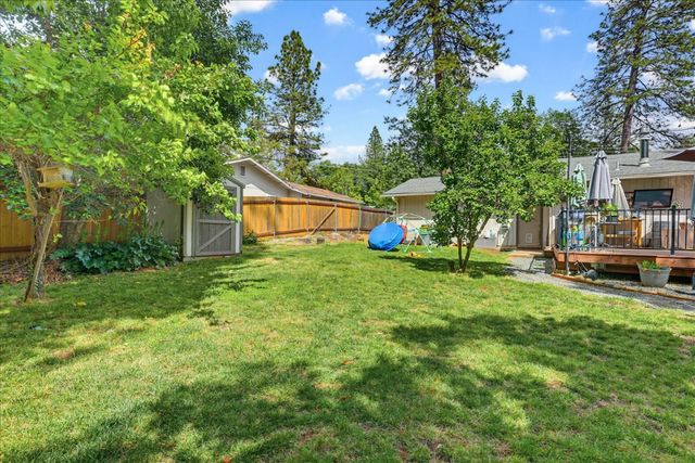 15916 Thiel Way, Grass Valley, CA 95949