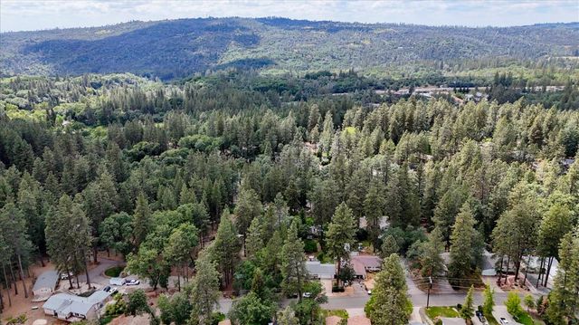 15916 Thiel Way, Grass Valley, CA 95949