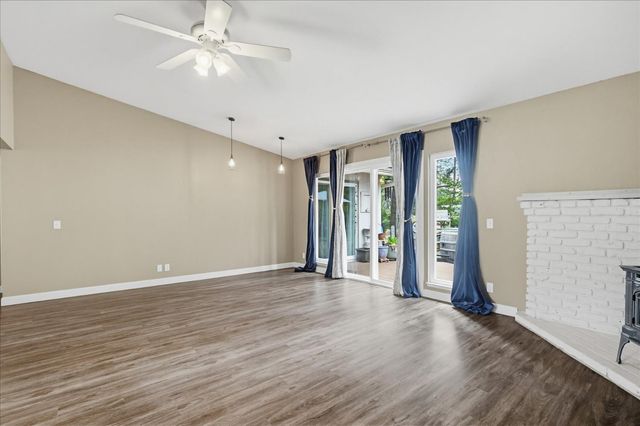 15916 Thiel Way, Grass Valley, CA 95949