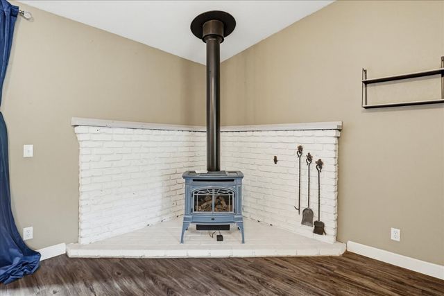 15916 Thiel Way, Grass Valley, CA 95949