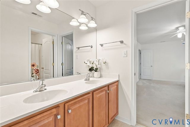 9445 Rutlandshire Dr, Mechanicsville, VA 23116