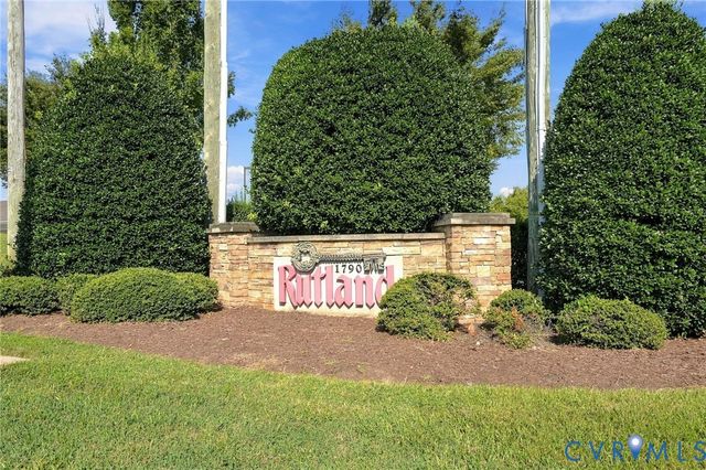 9445 Rutlandshire Dr, Mechanicsville, VA 23116